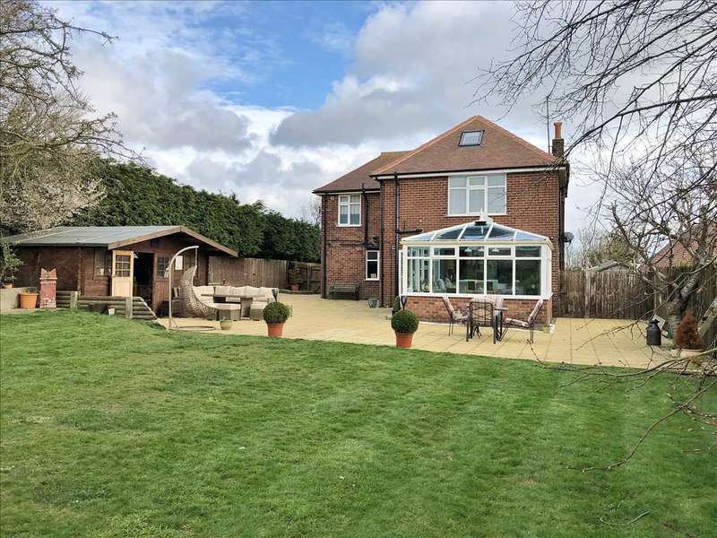 4 Bedroom House For Sale In Muston Road, Filey, YO14