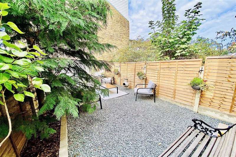2 Bedroom Terraced For Sale In Swingate Lane, Plumstead, London, SE18