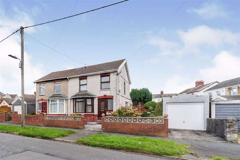 3 Bedroom SemiDetached House For Sale In Bryngwyn Avenue, Garden