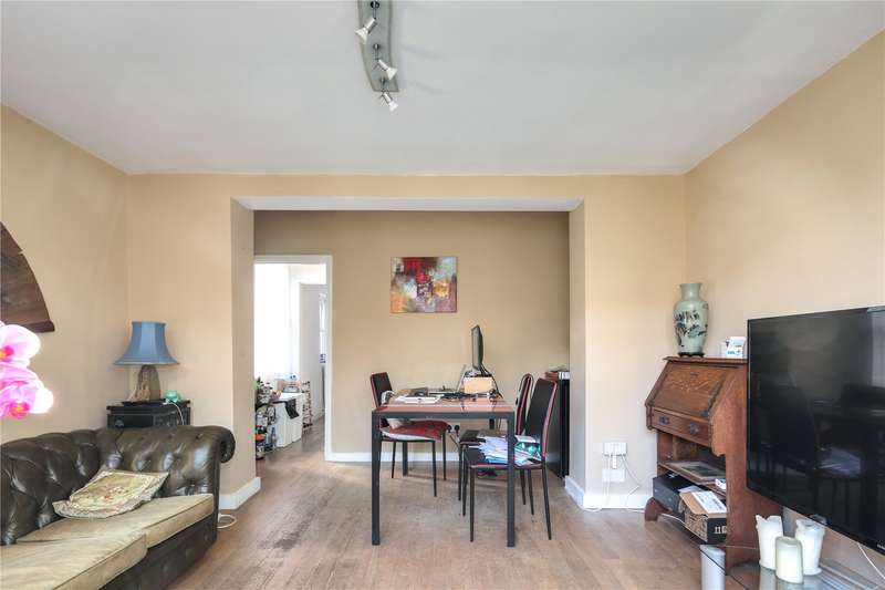 2 Bedroom Flat For Sale In Falkland Road, Kentish Town, London, NW5