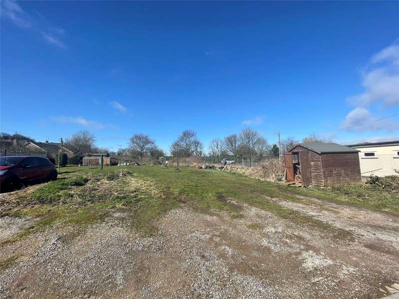 2 Bedroom Terraced House To Rent In Linkmead, Strattononthefosse