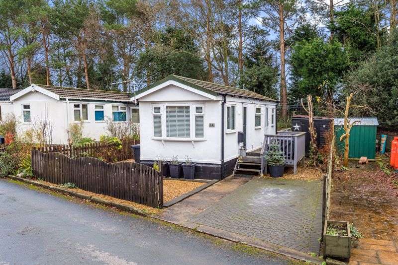 1 Bedroom Property For Sale In Lindow Court Park, Mobberley, Knutsford