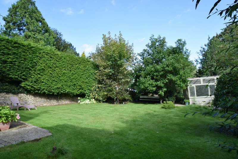 4 Bedroom Detached House For Sale In Point Road, Avening, Tetbury, GL8