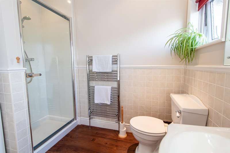 5 Bedroom Detached House For Sale In Marlborough Road, Woodthorpe