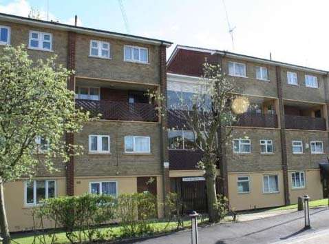 3 Bedroom Flat To Rent In Flat 23 Knightsbridge Court, Oakthorpe Drive, Kingshurst, B37