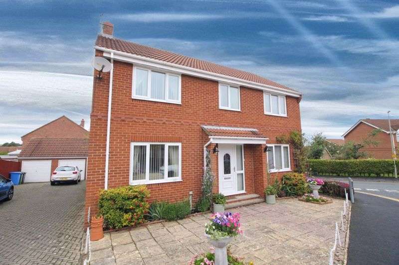 4 Bedroom Property For Sale In Loftus Close, Scarborough, YO12