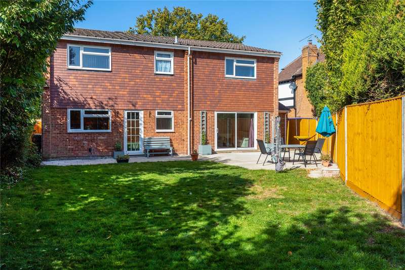 5 Bedroom Detached For Sale In Gorse Ride North, Finchampstead