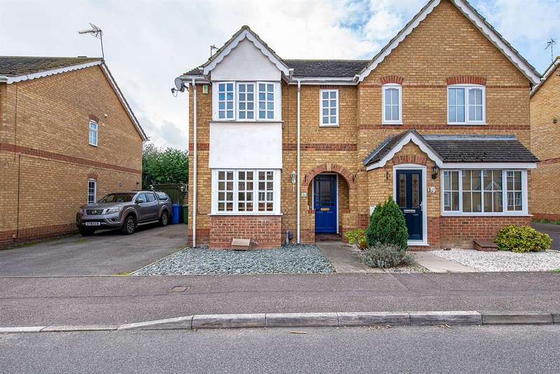 3 Bedroom SemiDetached House For Sale In Yeates Drive, Kemsley