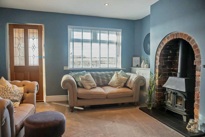 2 Bedroom End Of Terrace House For Sale In Aldridge Road, Streetly, B74