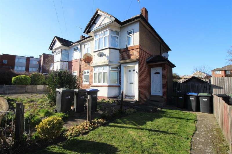 2 Bedroom Maisonette Flat To Rent In Greenmoor Road, Enfield, EN3