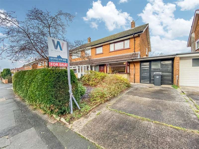 Houses for sale in Leyland, Lancashire