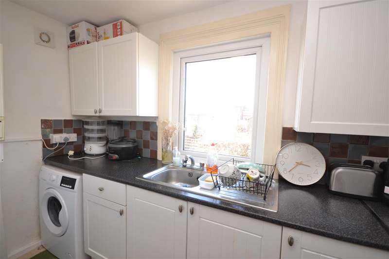 2 Bedroom Maisonette Flat To Rent In Langney Road, Eastbourne., BN21