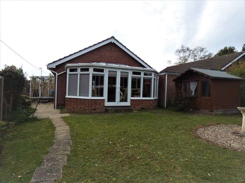 2 Bedroom Bungalow For Sale In Close Bursledon Southampton SO31