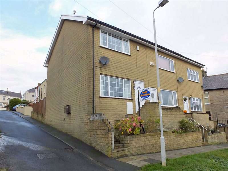 Houses for sale in Barnoldswick, BB18, Lancashire