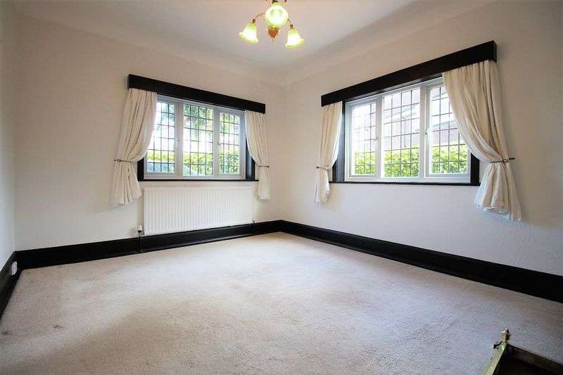 4 Bedroom Home For Sale In Stepney Close, Scarborough, YO12
