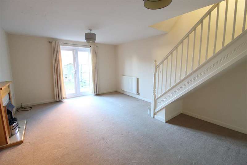 2 Bedroom Town House To Rent In Derbyshire Drive, Castle Donington