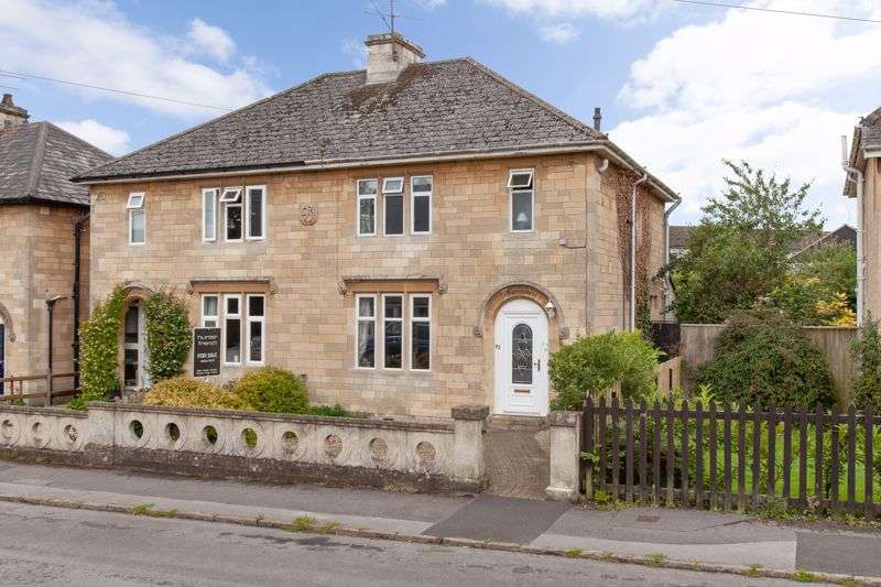 2 Bedroom Property For Sale In Priory Street, Corsham, SN13