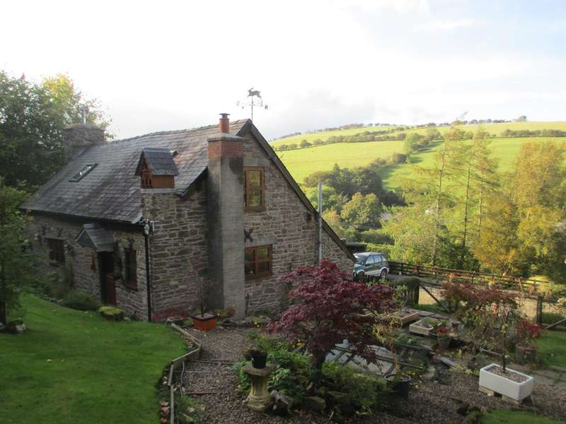 2 Bedroom Detached House For Sale In Bettws Y Crwyn, Newcastleonclun