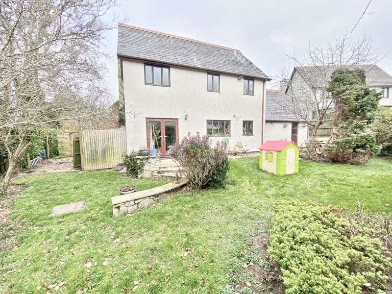 4 Bedroom Property For Sale In 16 Great House Meadows, Llantwit Major