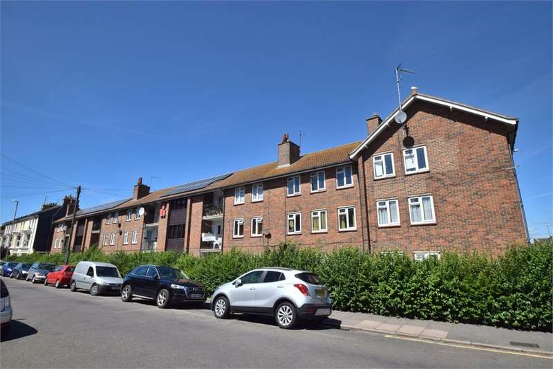 1 Bedroom Flat For Sale In Langney Road, Eastbourne, BN21