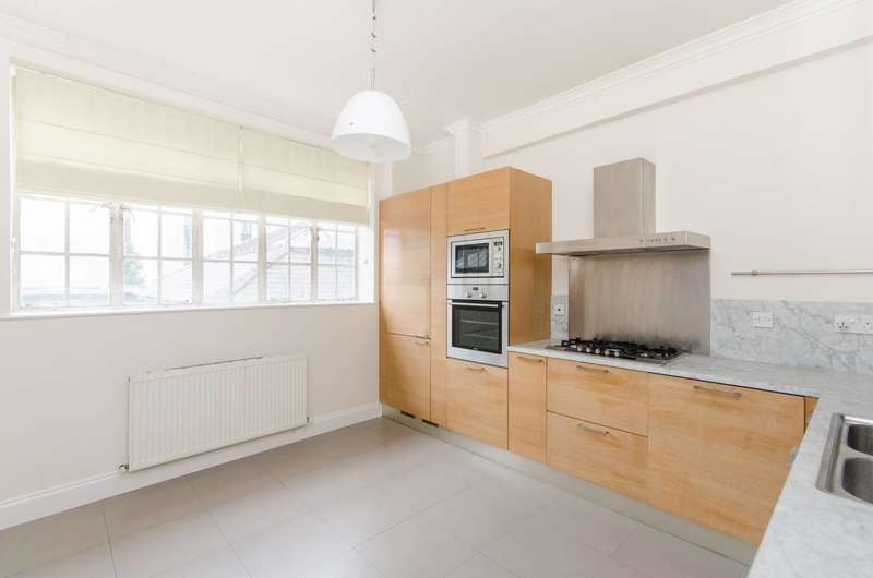 2 Bedroom Flat To Rent In Warwick Gardens, Kensington, W14