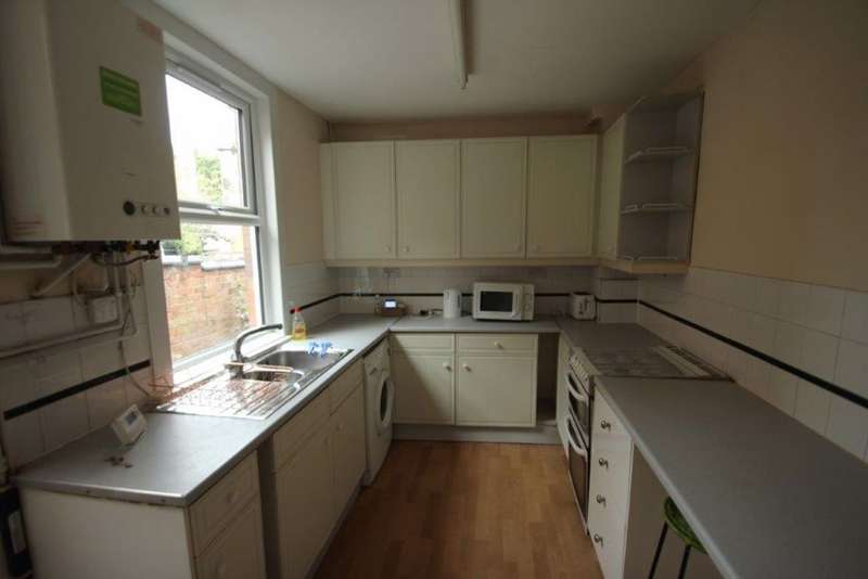4 Bedroom Property To Rent In Hartopp Road, Leicester, LE2