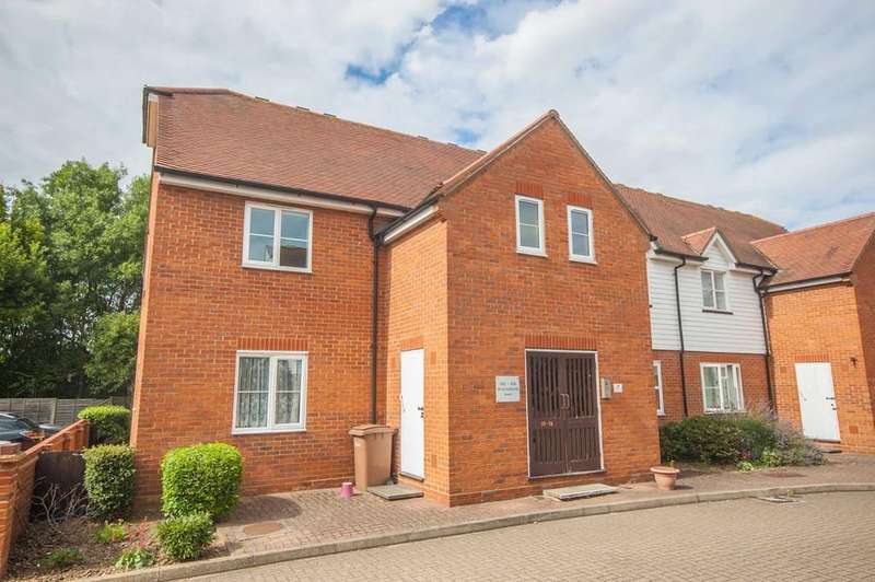 Houses for sale & to rent in CM3 3BN, Church Road, Boreham And The