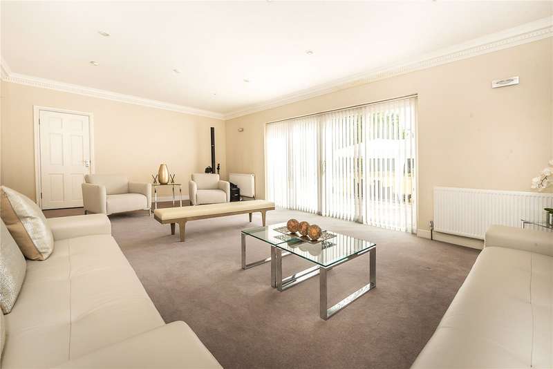 5 Bedroom Detached Property For Sale In Raleigh Way, Feltham, TW13