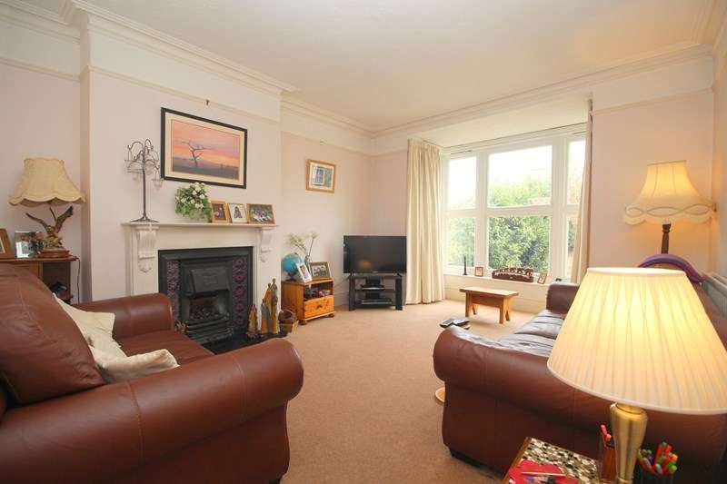 4 Bedroom Terraced House For Sale In Abbotsham Road, Bideford, Devon, EX39