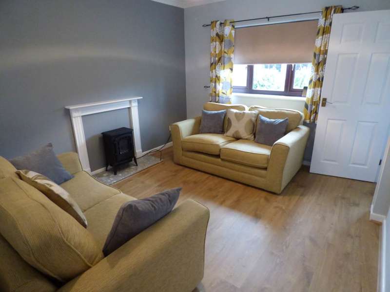 2 Bedroom House To Rent In Parc Cawdor, Ffairfach, Llandeilo, SA19