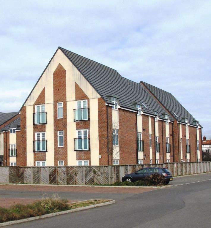 1 Bedroom Apartment To Rent In Green Lane, Middlesbrough, TS5