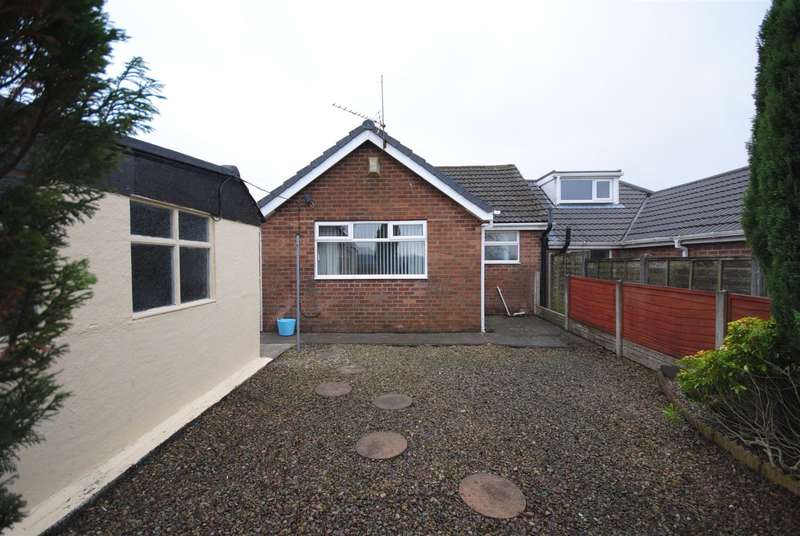 3 Bedroom Semi Detached Bungalow For Sale In Kilburn Drive, Shevington