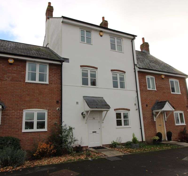 3 Bedroom Home To Rent In Monnow Keep, Monmouth, NP25