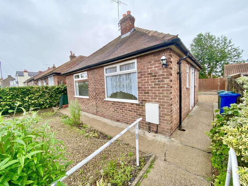 2 Bedroom Detached Bungalow For Sale In Gibson Street, Driffield, YO25