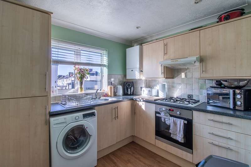 2 Bedroom Flat For Sale In Lower Church Road, Torquay, TQ1