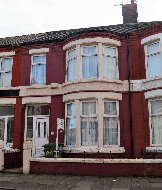 3 Bedroom Terraced House For Sale In Walsingham Road (for Sale