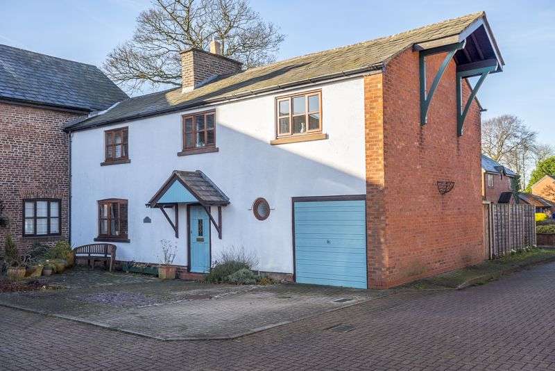 Properties for sale in L29, Lunt, Sefton Village Houses for sale & to