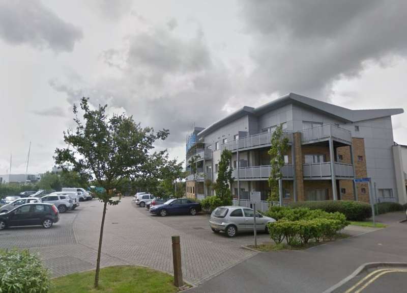 2 Bedroom Flat To Rent In Norton Way, Poole, Dorset, BH15