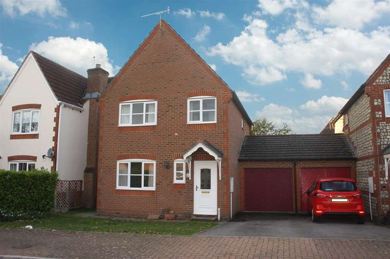 3 Bedroom Detached House To Rent In St James Close - Bishopdown Farm, SP1