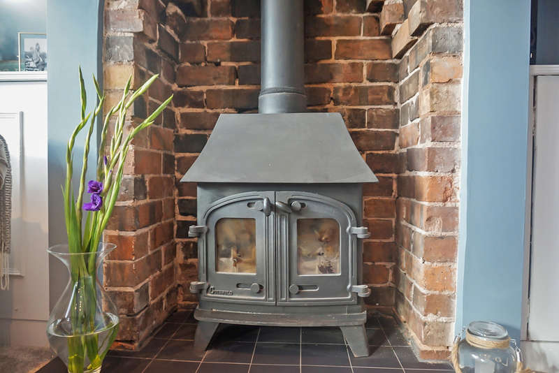 2 Bedroom End Of Terrace House For Sale In Aldridge Road, Streetly, B74