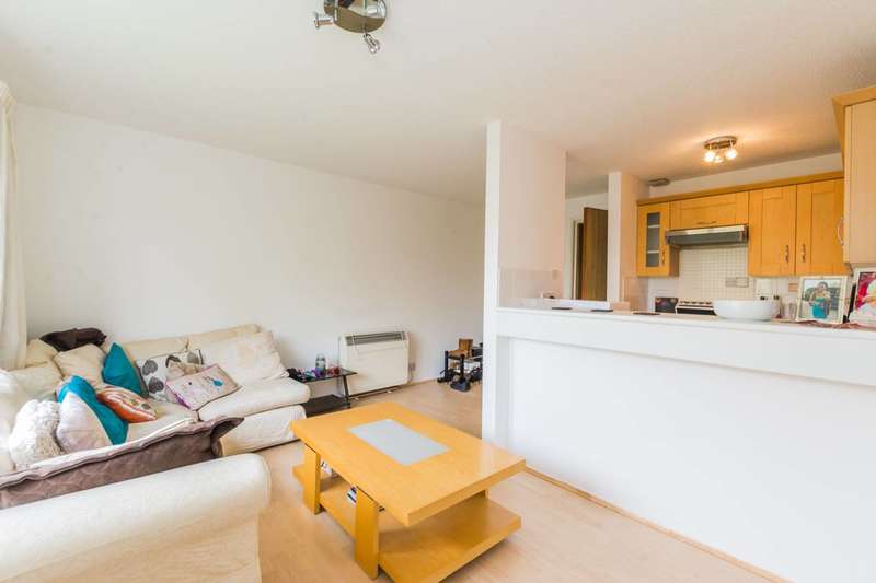 1 Bedroom Flat To Rent In Alders Close, Aldersbrook, E11