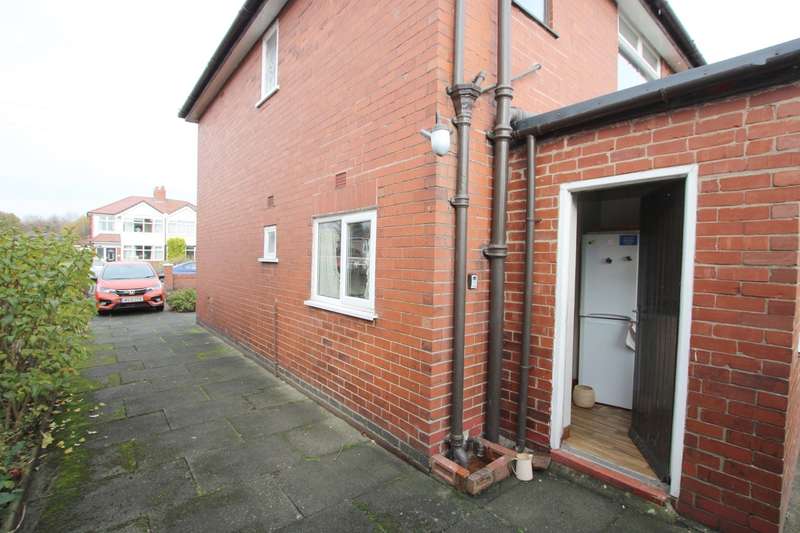 3 Bedroom Semi Detached House For Sale In Padgate Lane, Padgate