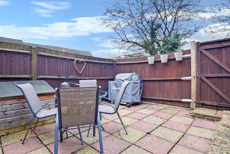 1 Bedroom Semi Detached House For Sale In Hill View, , Whyteleafe
