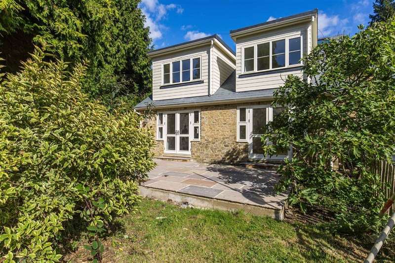 2 Bedroom House To Rent In Tenchleys Park, Oxted, Surrey, RH8