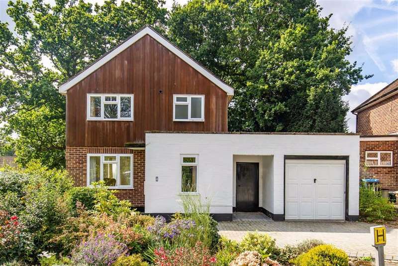 3 Bedroom Detached House To Rent In Meldrum Close, Hurst Green, Surrey, RH8