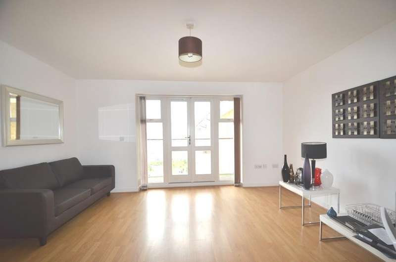 2 Bedroom Flat To Rent In Park Lodge Avenue, West Drayton, UB7