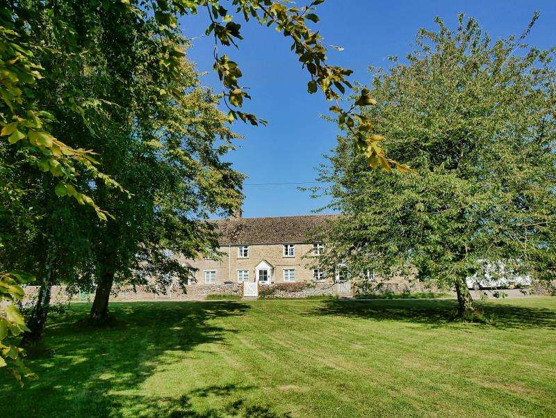 3 Bedroom Cottage To Rent In Culkerton, Tetbury, GL8