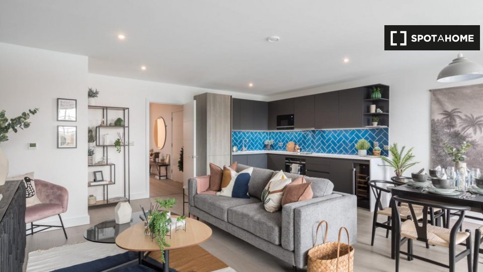 2 Bedroom Flat To Rent In Hackney Rd, E2