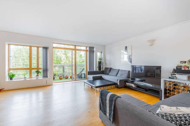 2 Bedroom Flat To Rent In Renaissance Walk, Greenwich Millennium Village, SE10