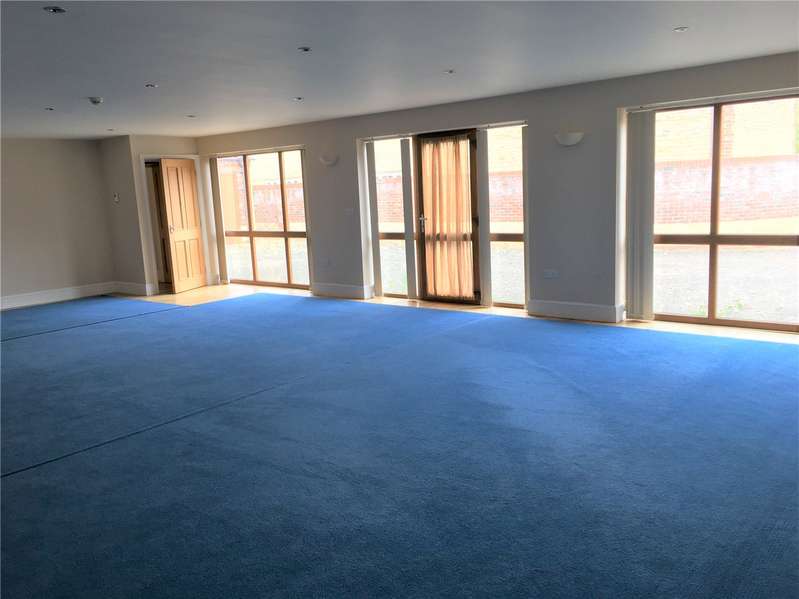 4 Bedroom Detached Property For Sale In Mareham Lane, Sleaford